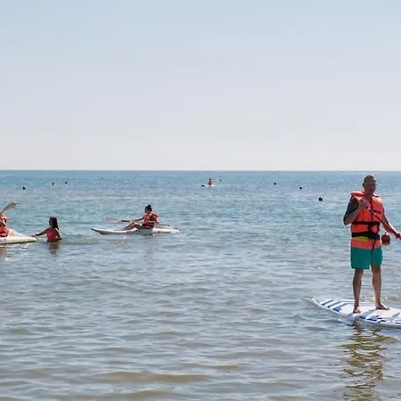 בית נופש Cozy 2 Bedroom Sleeps 5 In Lido Di Spina, Italy - Perfect Family Retreat