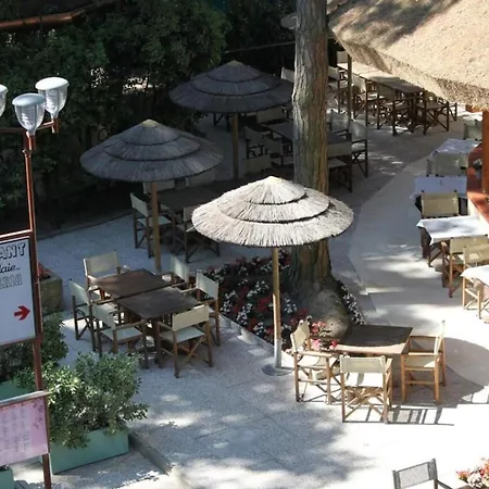 Nyaraló Cozy 2 Bedroom Sleeps 5 In Lido Di Spina, Italy - Perfect Family Retreat *